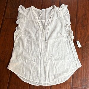 Old Navy White Print Flutter Sleeve Blouse - Size L, 55% Cotton, 45% Rayon